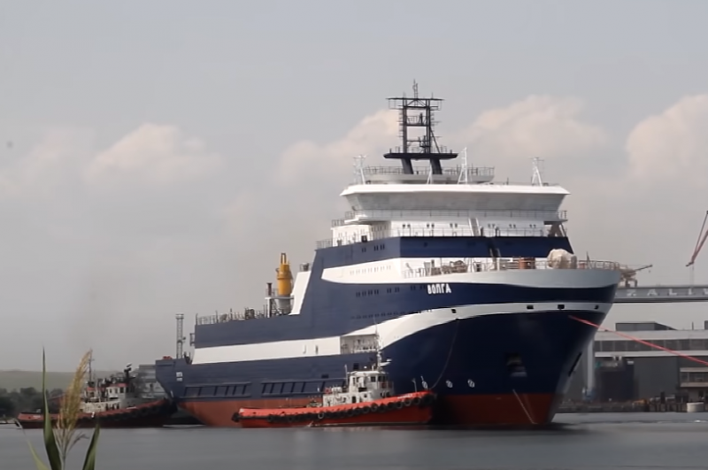 В Керчи спущено на воду кабельное судно океанского класса «Волга» проекта 15310