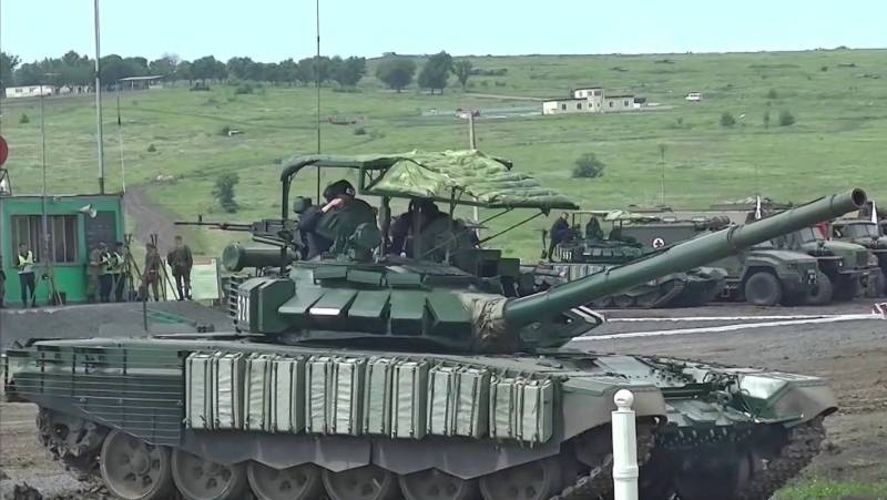 «Работы уровня автомастерской»: на Западе обратили внимание на верхнюю защиту российских танков