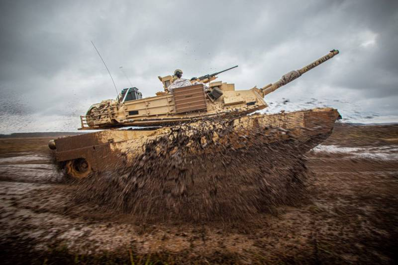Польская пресса: Глава Минобороны Блащак делает ставку на «Войско польское» и американские танки