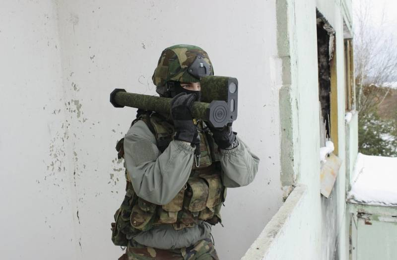 Белорусские военные испытали лёгкий гранатомёт «Сапфир»