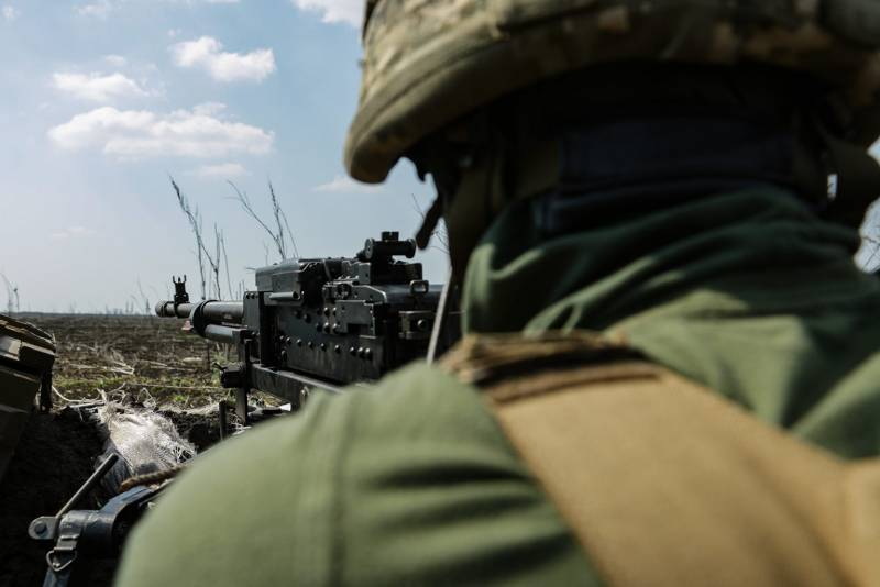 Политолог представил возможный сценарий вооружённого конфликта между Украиной и Россией
