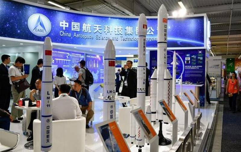 «Самый мощный в мире»: В Китае испытали новый монолитный твёрдотопливный ракетный двигатель