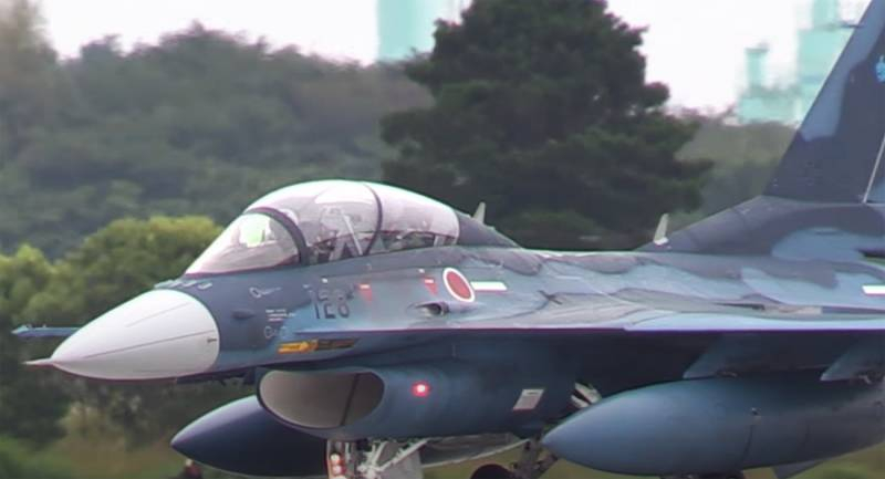 «Это не перехват, это фиаско»: в Японии обсуждают ситуацию с потерей истребителем Mitsubishi F-2 обтекателя кабины