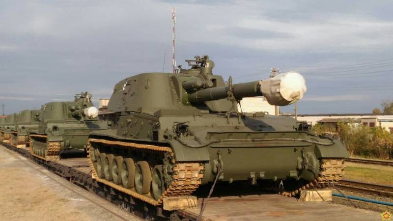 Белорусская армия получила очередную партию модернизированных самоходных гаубиц 2С3М «Акация»