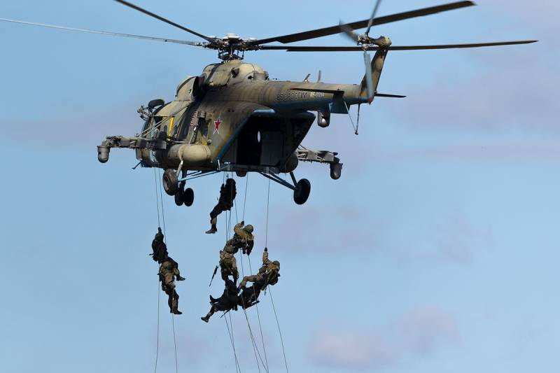 «Россия способна высадить только три парашютно-десантных батальона»: польский обозреватель о возможностях авиации ВС РФ