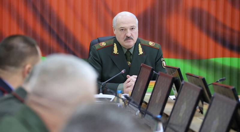 Лукашенко: У меня сведений о планируемом нападении России на Украину нет