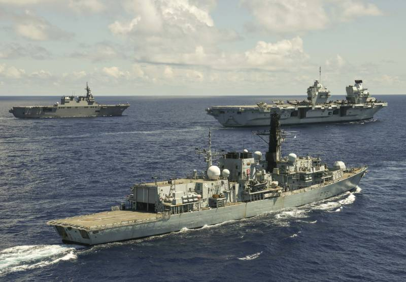 Британская пресса: Российский разведывательный корабль вёл слежку за АУГ HMS Queen Elizabeth