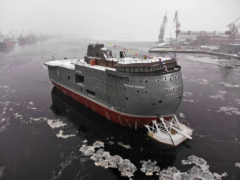 Ледостойкую самодвижущуюся платформу «Северный полюс» начали готовить к передаче заказчику