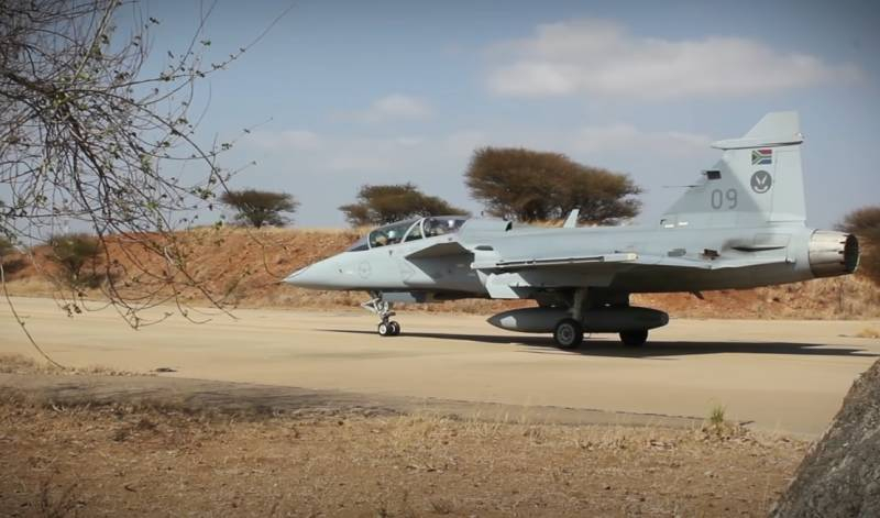 «Половина истребителей разобраны как доноры запчастей»: Gripen ВВС ЮАР прекратили полёты