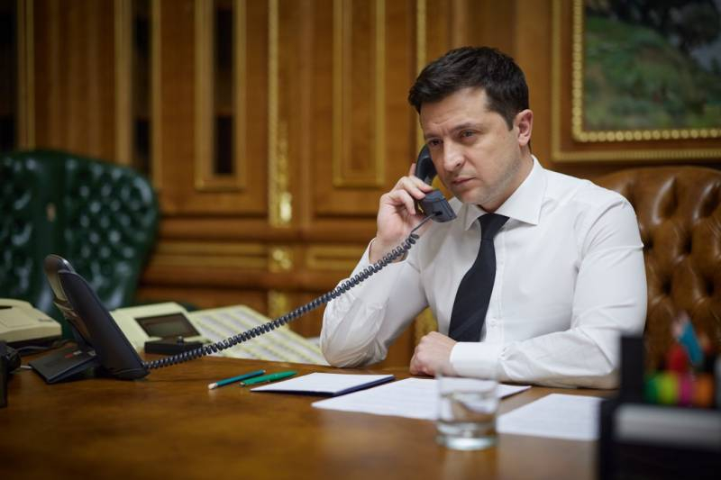 Байден в телефонном разговоре с Зеленским напомнил ему о необходимости выполнения Минских соглашений