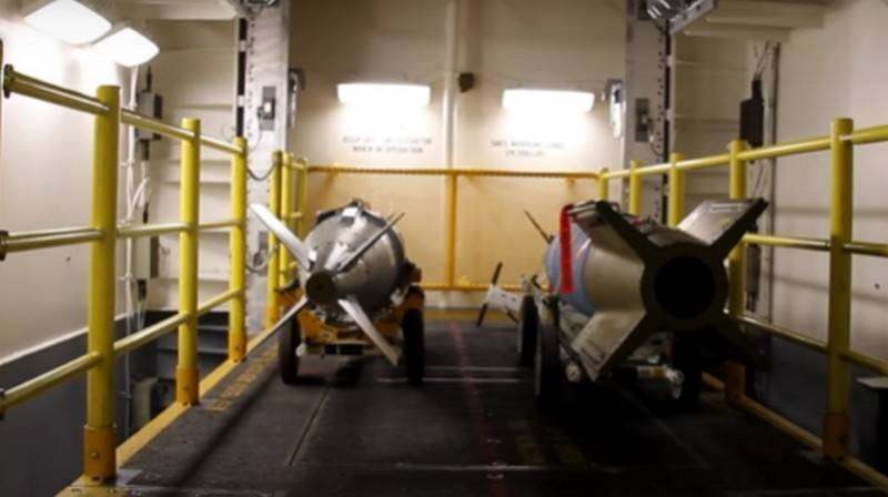 Без кабелей и тросов: показан принцип работы электромагнитного подъёмника боеприпасов на авианосце ВМС США