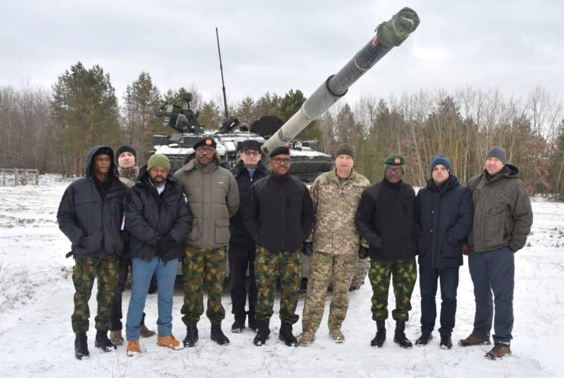 Украину посетила военная делегация Нигерии – конкретные цели визита называют лишь в общих чертах