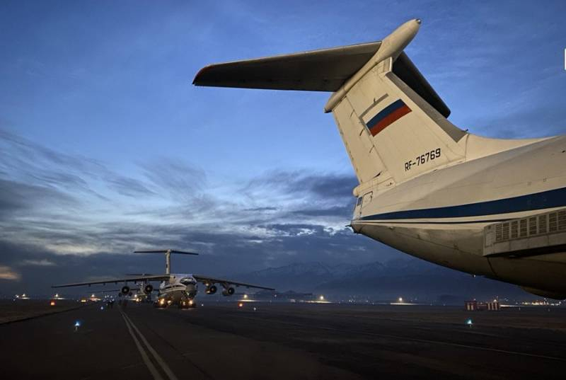 Военно-транспортная авиация ВКС РФ продолжает переброску российских десантников из Казахстана