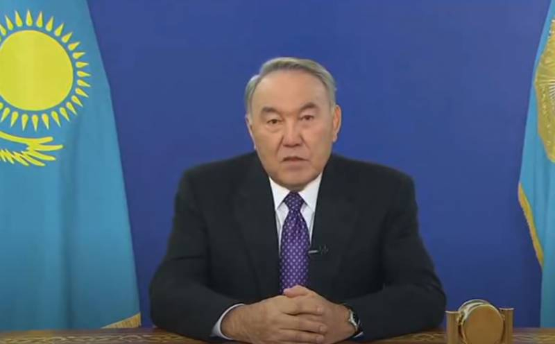 Советник Назарбаева: Он сам передал пост главы Совбеза Казахстана президенту Токаеву