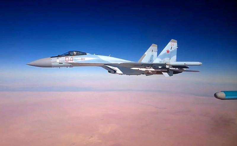 Многоцелевые истребители Су-35С Восточного военного округа перебазируются в Белоруссию