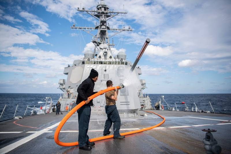 Американский адмирал рассказал о серьёзных ошибках и проблемах ВМС США