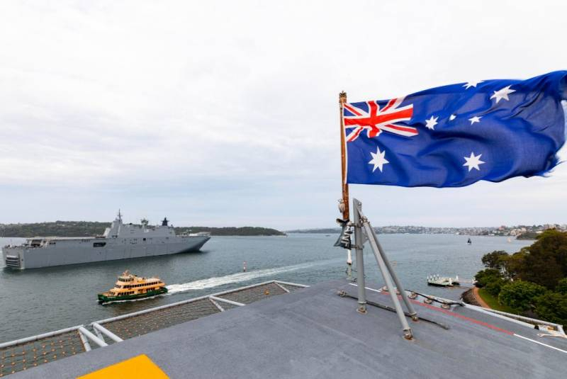 Австралия собралась обсудить с Великобританией военное сотрудничество и атомные субмарины