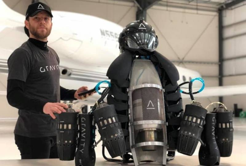 На учениях НАТО опробовали реактивный ранец Jet Suit