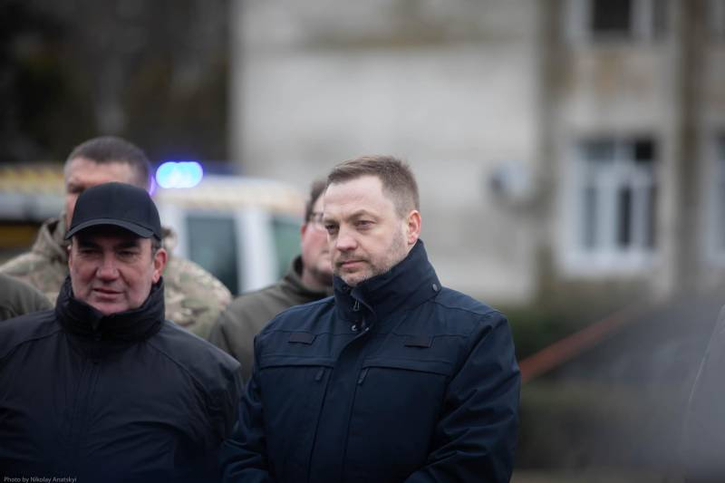 Глава МВД Украины назвал задачи украинской полиции «в случае нападения России»