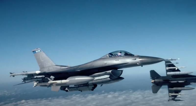 Из-за сбоев в цепочке поставок США не готовы передать истребители F-16 Болгарии