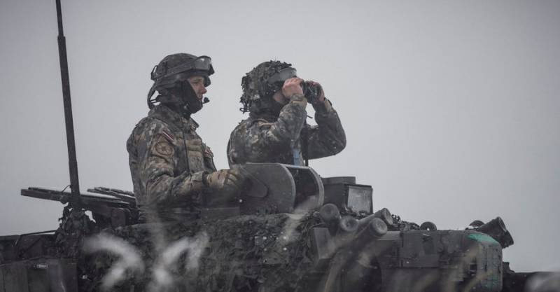 США начинают серию военных учений рядом с российскими границами